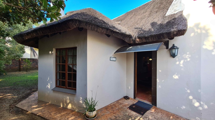 6 Bedroom Property for Sale in Blue Bend Eastern Cape
